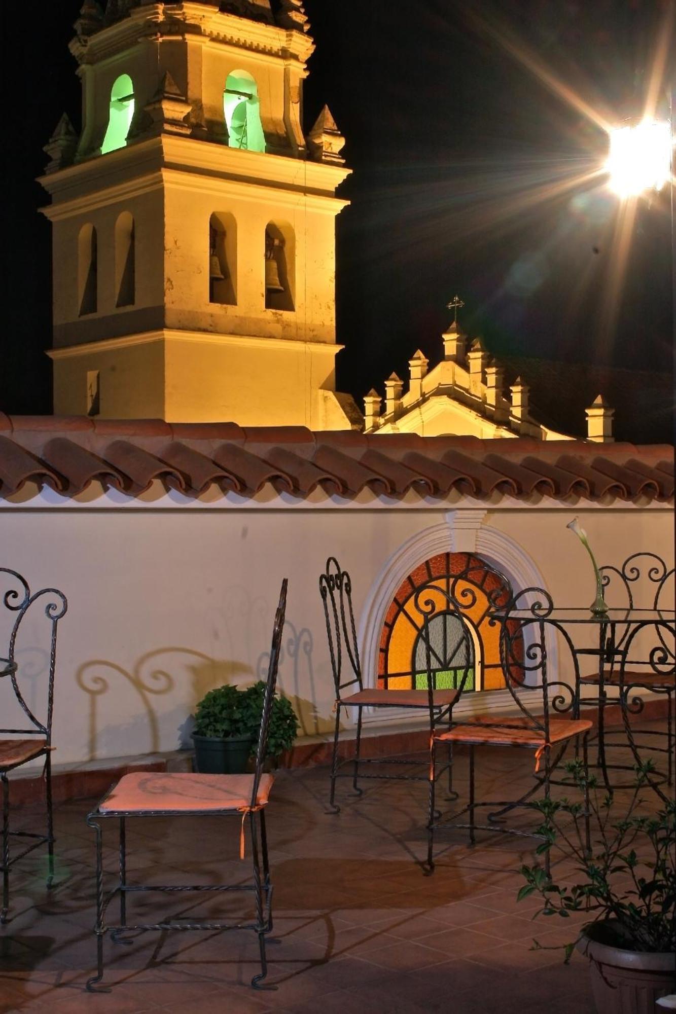 San Marino Royal Hotel Сукре Екстериор снимка