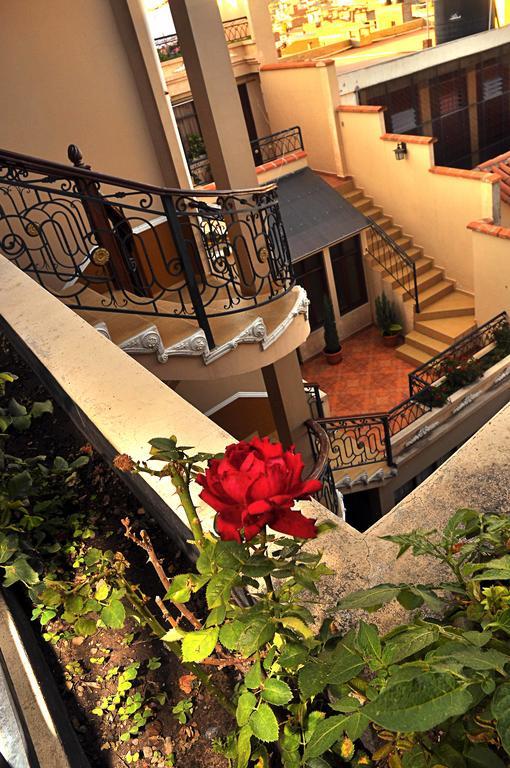 San Marino Royal Hotel Сукре Екстериор снимка
