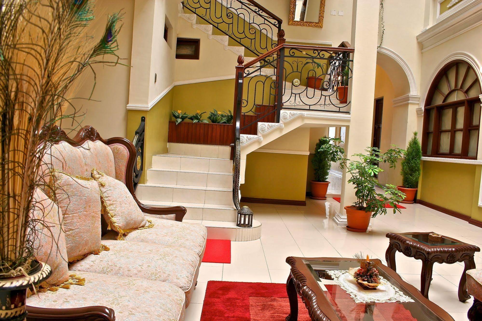 San Marino Royal Hotel Сукре Екстериор снимка