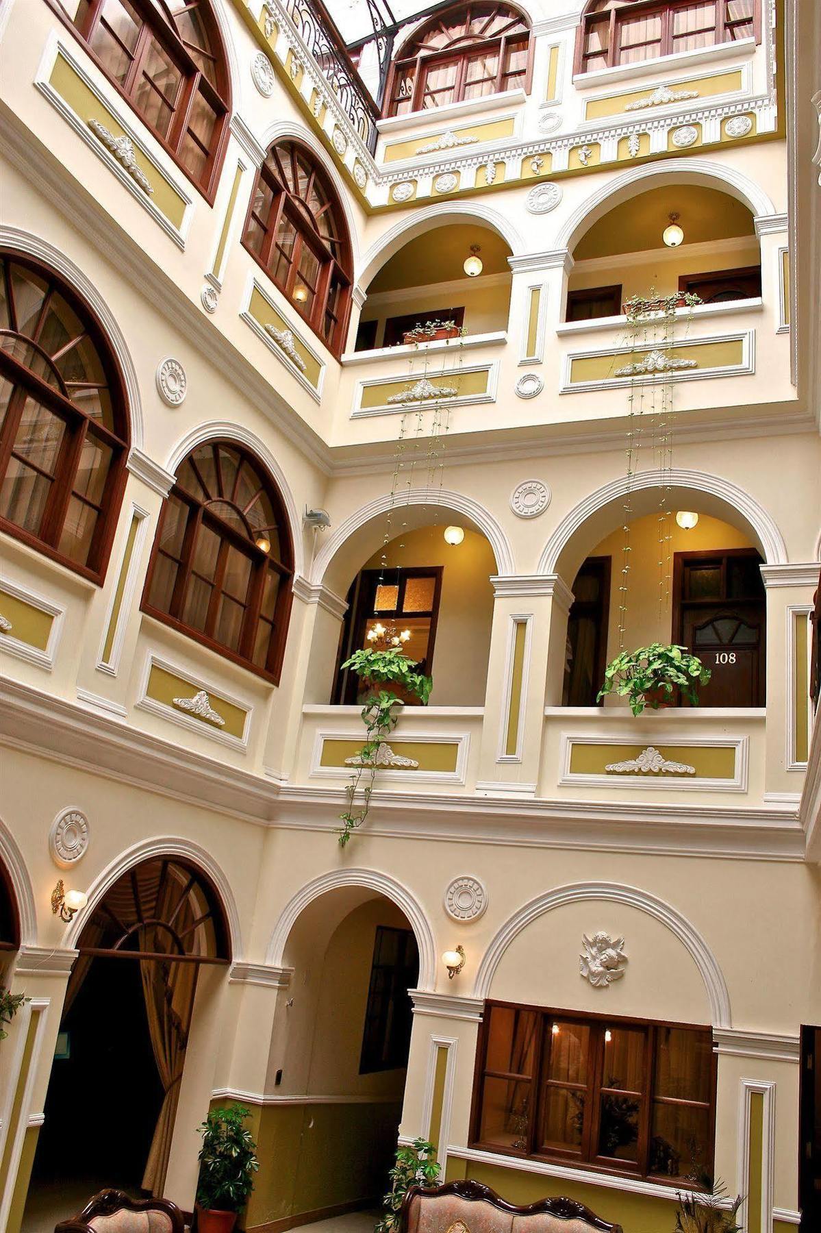 San Marino Royal Hotel Сукре Екстериор снимка